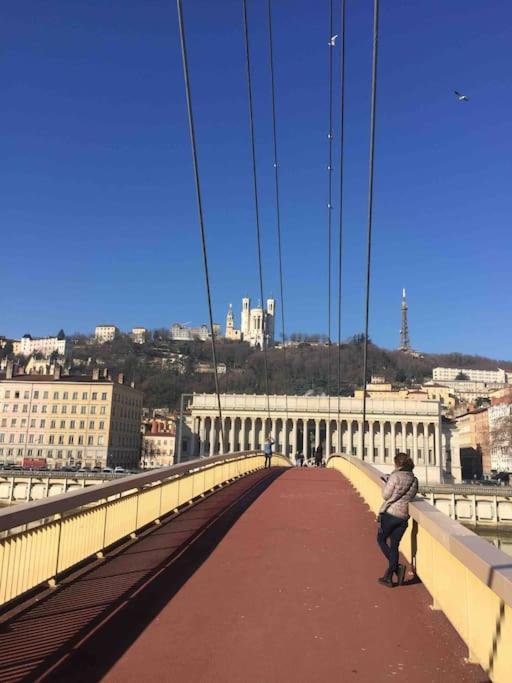 شقة Studio Close Fourviere Very Quiet & Small Terrace ليون المظهر الخارجي الصورة