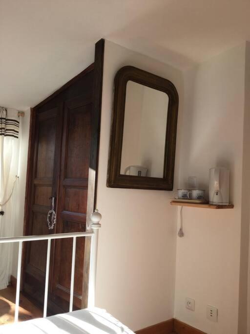 شقة Studio Close Fourviere Very Quiet & Small Terrace ليون المظهر الخارجي الصورة